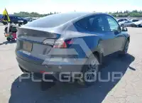 2022 Tesla Model Y фото