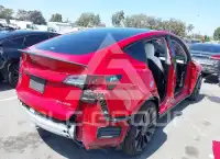 2022 Tesla Model Y фото