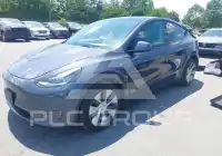 2022 Tesla Model Y фото