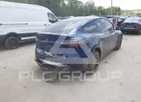 2022 Tesla Model Y фото