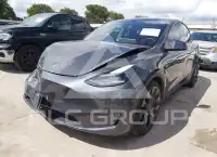2022 Tesla Model Y фото