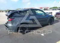 2022 Tesla Model Y фото
