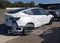 2022 Tesla Model Y фото