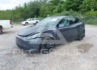 2022 Tesla Model Y фото