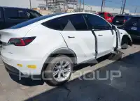 2022 Tesla Model Y фото