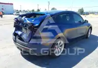 2022 Tesla Model Y фото
