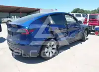 2022 Tesla Model Y фото