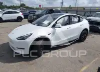 2022 Tesla Model Y photo
