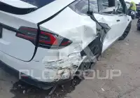 2022 Tesla Model X фото