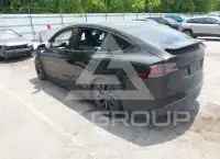 2022 Tesla Model X фото