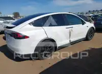 2022 Tesla Model X фото