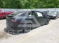 2022 Tesla Model X фото