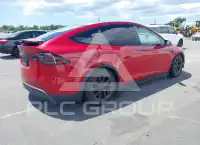 2022 Tesla Model X фото