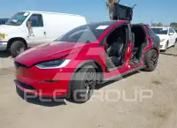 2022 Tesla Model X фото