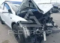 2022 Tesla Model X photo
