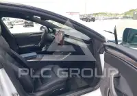 2022 Tesla Model S фото