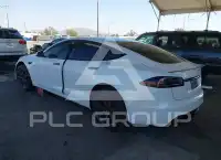 2022 Tesla Model S photo