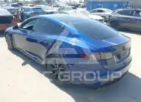 2022 Tesla Model S фото