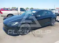 2022 Tesla Model S photo