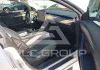 2022 Tesla Model 3 фото