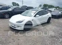 2022 Tesla Model 3 photo