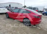 2022 Tesla Model 3 фото