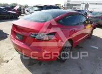 2022 Tesla Model 3 фото