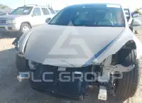 2022 Tesla Model 3 фото