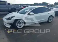 2022 Tesla Model 3 фото