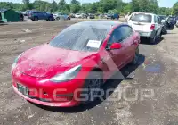 2022 Tesla Model 3 фото