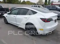 2022 Tesla Model 3 фото