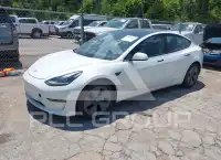 2022 Tesla Model 3 фото