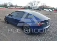 2022 Tesla Model 3 фото