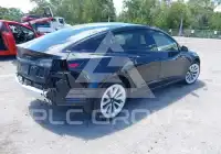 2022 Tesla Model 3 фото