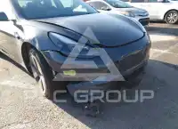 2022 Tesla Model 3 фото