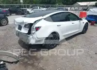 2022 Tesla Model 3 photo