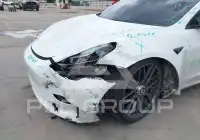 2022 Tesla Model 3 фото