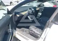 2022 Tesla Model 3 фото