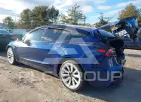 2022 Tesla Model 3 фото