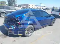 2022 Tesla Model 3 фото