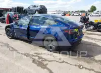 2022 Tesla Model 3 фото