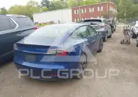 2022 Tesla Model 3 фото
