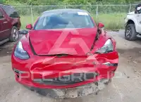2022 Tesla Model 3 фото