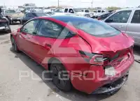2022 Tesla Model 3 фото
