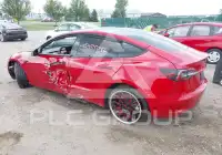 2022 Tesla Model 3 фото