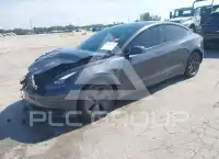 2022 Tesla Model 3 фото