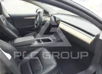 2022 Tesla Model 3 фото