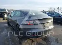 2022 Tesla Model 3 фото