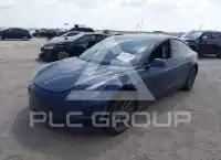 2022 Tesla Model 3 фото
