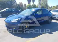 2022 Tesla Model 3 фото